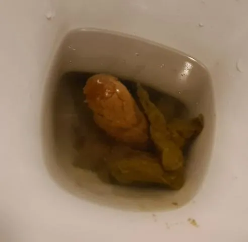 Morning turd standing right up